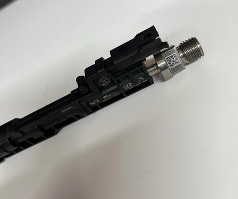 11-20 BMW F22 F30 F32 E89 F80 F82 F83 F87 M2 M3 M4 S55 FUEL INJECTOR 7639994
