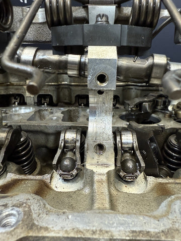 BMW 15-20 F80 F82 F83 M3 M4 S55 Engine Cylinder Head w Valves Complete *Scored