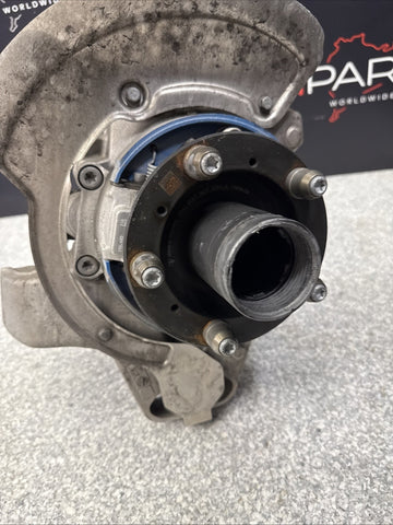 17-24 Porsche 718 GT4 RS GT4RS Rear Right Spindle Knuckle Hub + Center Lock