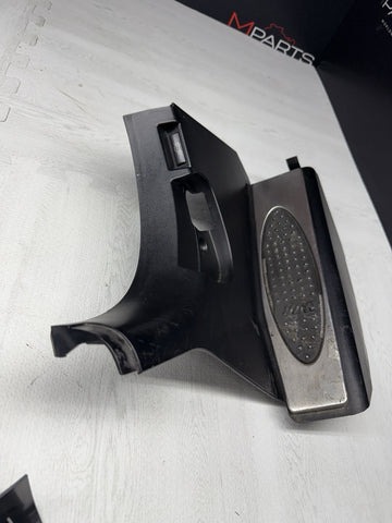 01-06 BMW E46 M3 BLACK DEAD PEDAL KICK PANEL COVER 7902400