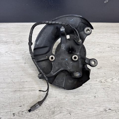 BMW E36 M3 S50 RIGHT PASSENGER FRONT SPINDLE HUB ASSEMBLY 31212227908 *Notes*