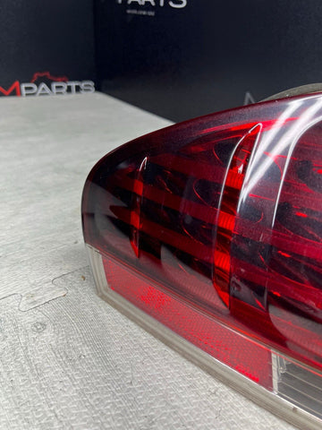 2006-2007 BMW E63 E64 M6 REAR LEFT TAIL LIGHT LAMP 7170975