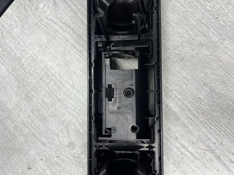 BMW E36 M3 5116 8161789 CENTER CONSOLE BLACK CUPHOLDERS