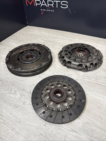 01-06 BMW E46 M3 FLYWHEEL CLUTCH PRESSURE PLATE KIT OEM LUK 8.6MM THICKNESS