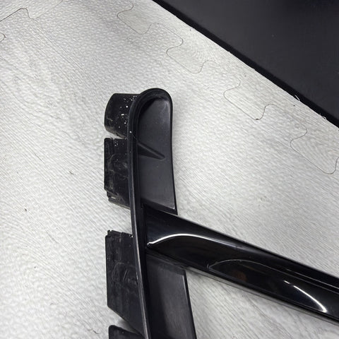 2014–2020 BMW M4 F82 F83 Left Right Fender Side Vent Grills OEM Gloss Black