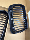 NEW BMW 97-99 E36 M3 Front Kidney Grilles Matte Black Set