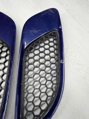08-13 BMW E90 E92 E93 M3 Hood Scoops Space Pair 8042978 *Broken Tabs*