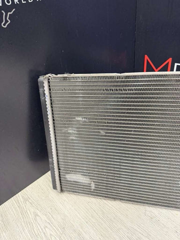 BMW 15-20 F80 F82 F83 F80 F82 F83 F87 Front Auxiliary Radiator 2284608 OEM