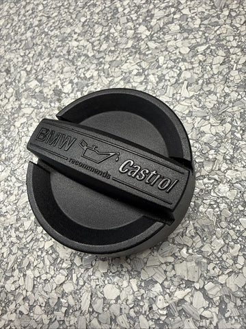 BMW E60 F13 F10 E92 E70 G20 E84 G30 Engine Motor Oil Cap OEM