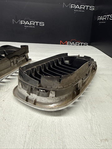 OEM Chrome Front Kidney Grill Grilles 2003-2006 BMW E46 330Ci 325Ci 2DR LCI