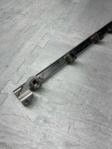 08-13 BMW E90 E92 E93 M3 V8 S65 Fuel Rails
