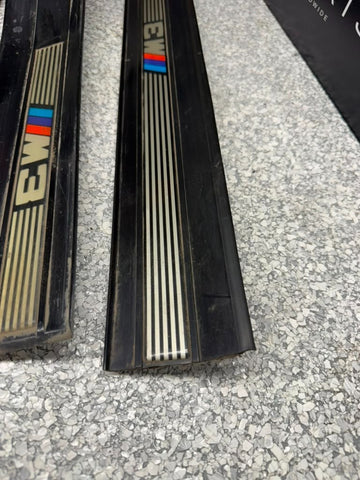 92-98 BMW E36 M3 S52 Sedan Four Door Sills Plates Cover Plastic BLACK OEM *NOTE*