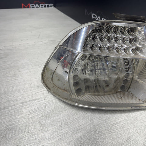 01-06 E46 BMW 330 M3 COUPE REAR LED TAIL LIGHT DRIVER 6937453 *Notes*