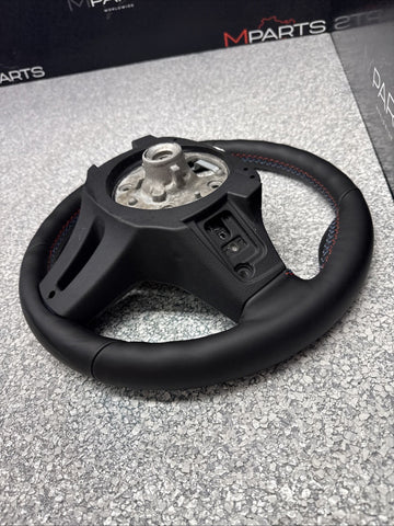 600 MILES OEM STEERING WHEEL BMW F90 F91 F92 M5 M8 F95 F96 X5M X6M 8094391