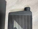 Mishimoto Universal Intercooler M-Line, Black