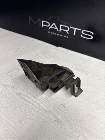 Genuine BMW E46 330 M3 REAR RIGHT QUARTER SUPPORT BUMPER BRACKET 51127895644