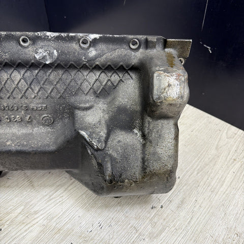01-06 BMW E46 M3 S54 ENGINE MOTOR OIL PAN 11137838130 *Chip*