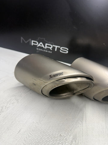 LAMBORGHINI URUS PERFORMANTE AKRAPOVIC TAIL PIPE TITANIUM LEFT DRIVER 4ML253697