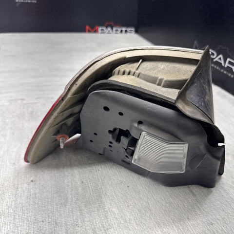 BMW E46 M3 01-03 CONVERTIBLE TAIL LIGHT LAMP RIGHT PASSENGER OEM