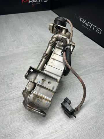 14-18 BMW F30 328d Pollutant Reduction Exhaust Cooler Egr Valve 7823210 OEM