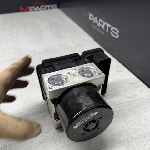 2008–2013 BMW M3 E90/E92/E93 ABS/DSC Pump Control Unit Module OEM 7846816