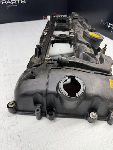 15-20 OEM BMW F80 F82 F83 F87 M2 M3 M4 S55 Engine Cylinder Head Valve Cover