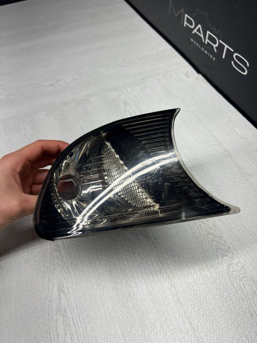 Depo 02-06 BMW E46 325ci 330ci M3 2dr Smoked Corner Light Right Passenger