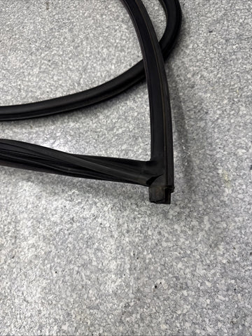 BMW E46 M3 01-06 Left Driver Side Door Weather Strip Seal Black OEM *1 Rip