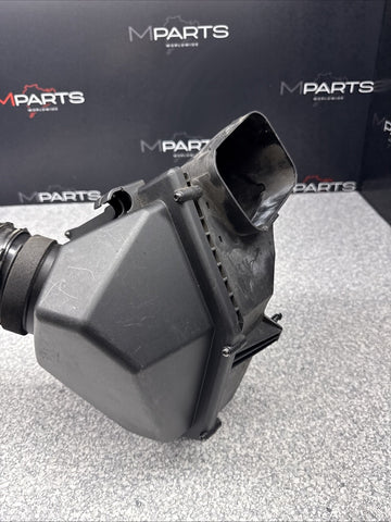 18-23 BMW F90 M5 F91 F92 F93 M8 AIR INTAKES INTAKE FILTER & HOUSING SET OEM