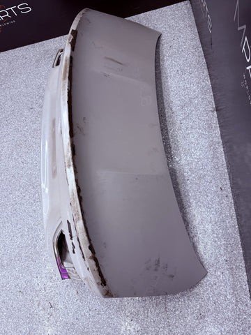 (PICKUP ONLY) BMW F82 M4 Coupe Rear Trunk Deck Lid Panel Mineral White
