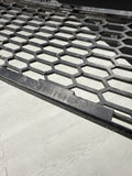 BMW E63 E64 M6 FRONT BUMPER LOWER CENTRAL GRILL GRILLE 51117898287 7898287 OEM