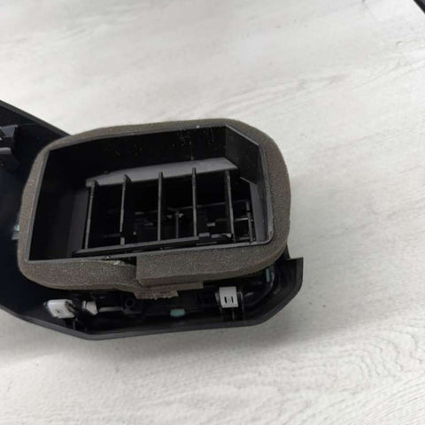 24–25 Ford Mustang GT S650 Driver Dash Vent Trim Panel LH OEM PR3B-C04634-CG319W