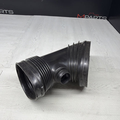 2008-2013 BMW M3 E90 E92 Intake Hose / Air Intake Boot OEM 783828602 / 7838286