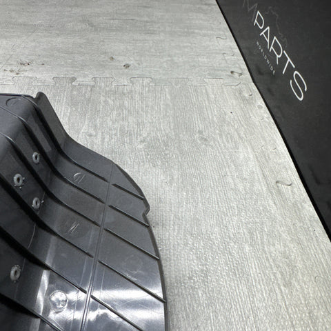 01-06 BMW E46 M3 GREY GRAY DEAD PEDAL KICK PANEL COVER 7902400