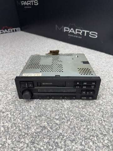 BMW C33 RADIO STEREO CASSETTE E36 318 323 328 E30 E31 E32 E34 540 840 M3 Z3