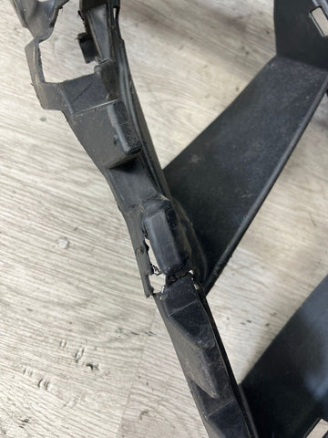 BMW 21-25 G80 G82 G83 M3 M4 Front Right Mount Bumper Bracket Guard OEM
