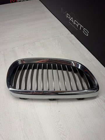 08-13 BMW E90 E92 E93 M3 Front Kidney Grille Right Chrome / Chrome Fins OEM