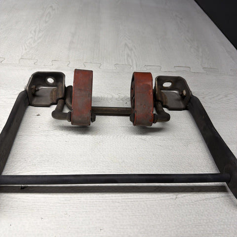 BMW E90 E92 E93 M3 08-13 Muffler Bracket Hanger 8041984