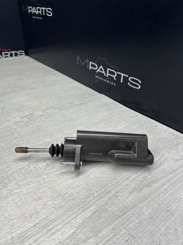 BMW 06-10 E60 E63 E64 M5 M6 SLAVE CYLINDER 23017837428 OEM