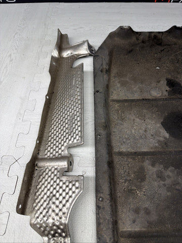 BMW E90 E92 E93 M3 08-13 Center Transmission Undertray Shielding 7899819