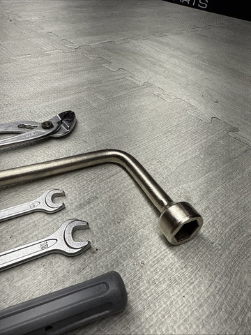 01-06 BMW E46 325 330 M3 Emergency Trunk Tool Tools Kit Set OEM HEYCO