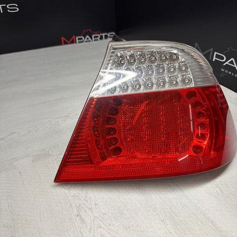 01-06 E46 BMW 330 M3 CONVERTIBLE REAR LED TAIL LIGHT RIGHT 6937454 *Notes*