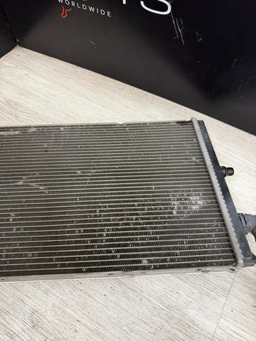 BMW 15-20 F80 F82 F83 F80 F82 F83 F87 Front Auxiliary Radiator 2284608 OEM