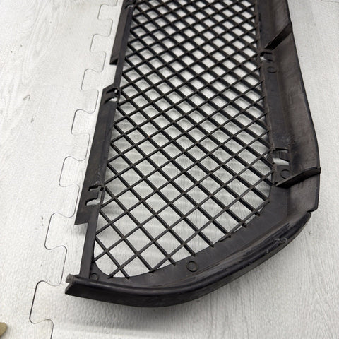 Genuine 01-06 BMW E46 M3 Front Center Bumper Grille Cover Trim *Cracked*