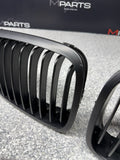 01-06 BMW E46 M3 Front Kidney Grilles Grills Matte Black *3 Broken Tabs