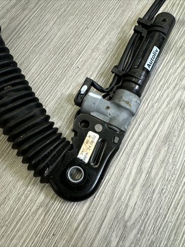 01-06 BMW E46 3-Series M3 Right Passenger Lower SeatBelt Buckle Tensioner