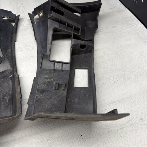 01-06 BMW E46 M3 FRONT BUMPER COVER GUARDS BRACKETS 2695247