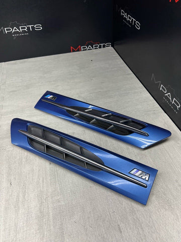 1998-2002 BMW Z3M FRONT FENDER HOOD VENTS GRILLES OEM 51132492960 ESTORIL BLUE