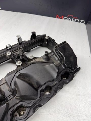 2015–2020 BMW M2/M3/M4 F80 S55 Engine Cylinder Head Valve Cover OEM 11127846359
