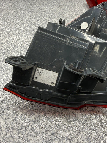 15-18 BMW F30 320 330 F80 M3 LCI Rear Tail Lights Taillights Set OEM